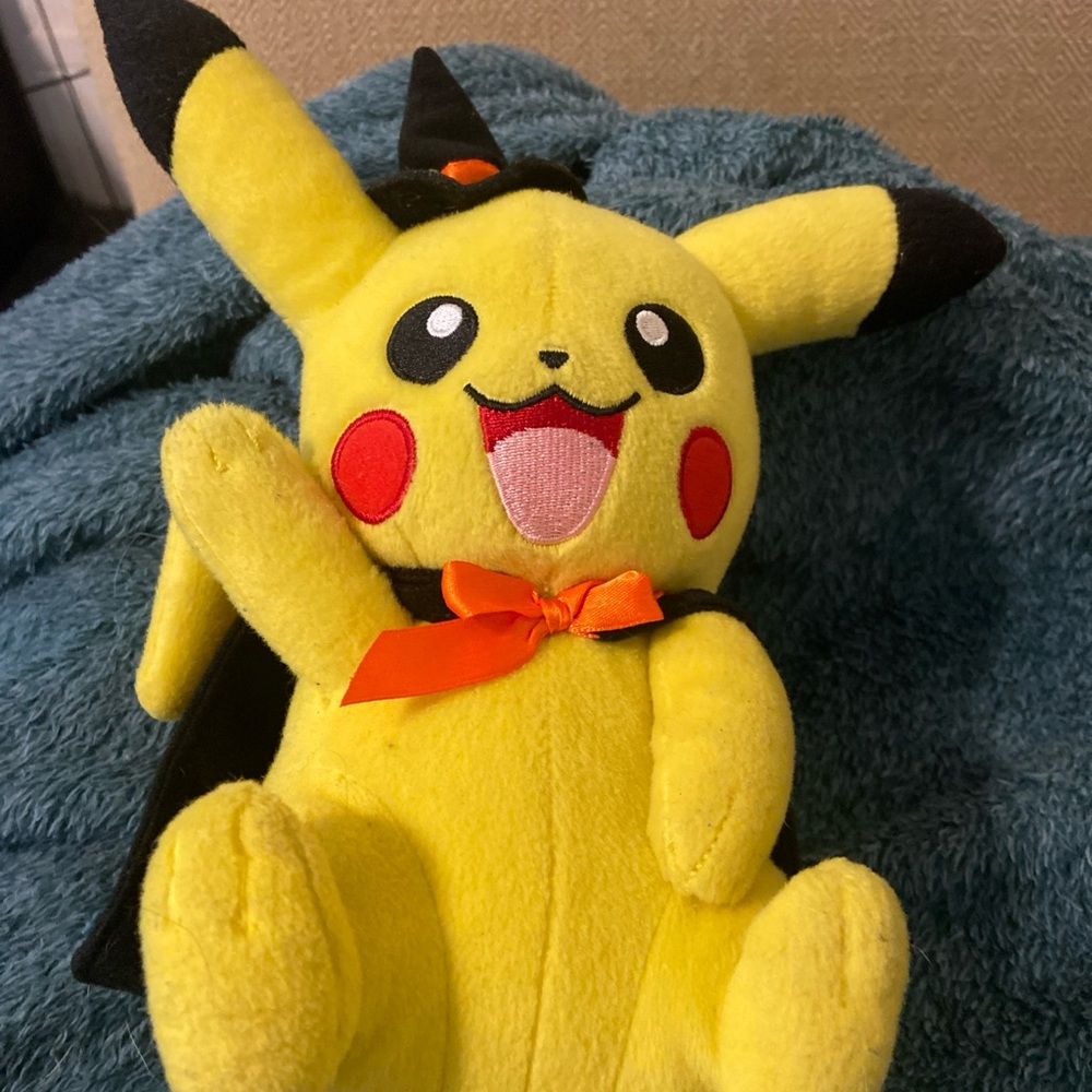 Pokemon Pikachu Plush 9” Halloween Witch Costume